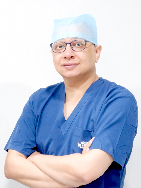 Dr.Divesh Gulati